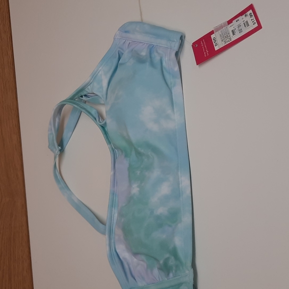 Xhilaration Other - Xhilaration swimsuit top